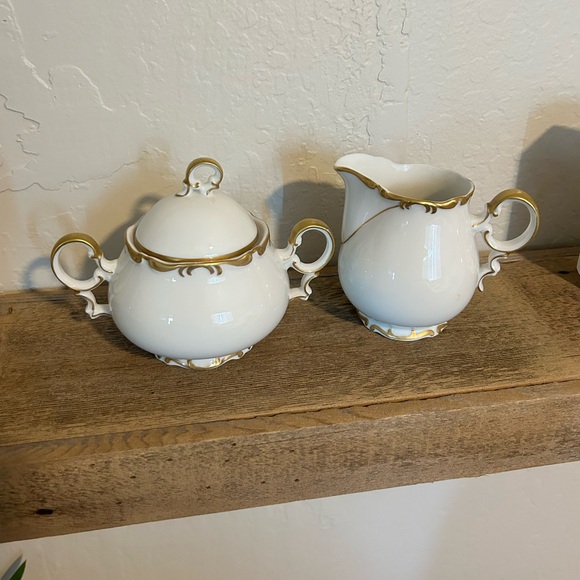 Other - Mikasa Venice 9266 sugar bowl and creamer set. Fine China